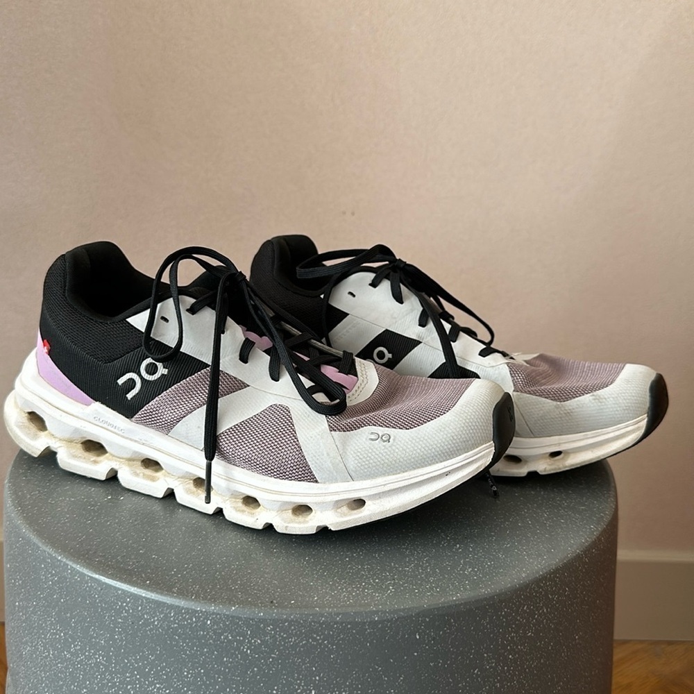On Running Cloudrunning Women's Running Shoes in White and Lavender